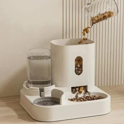 Feeding Device with Water Dispenser and Food Storage